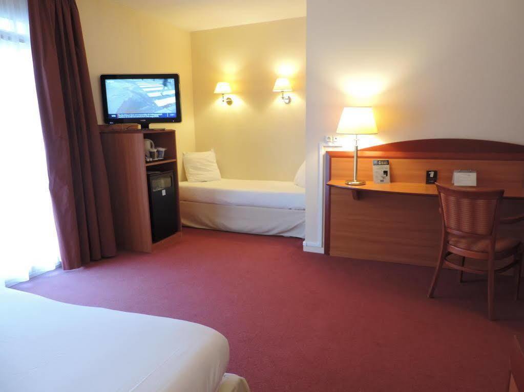 Ibis Styles Centre Gare Hotel 3*